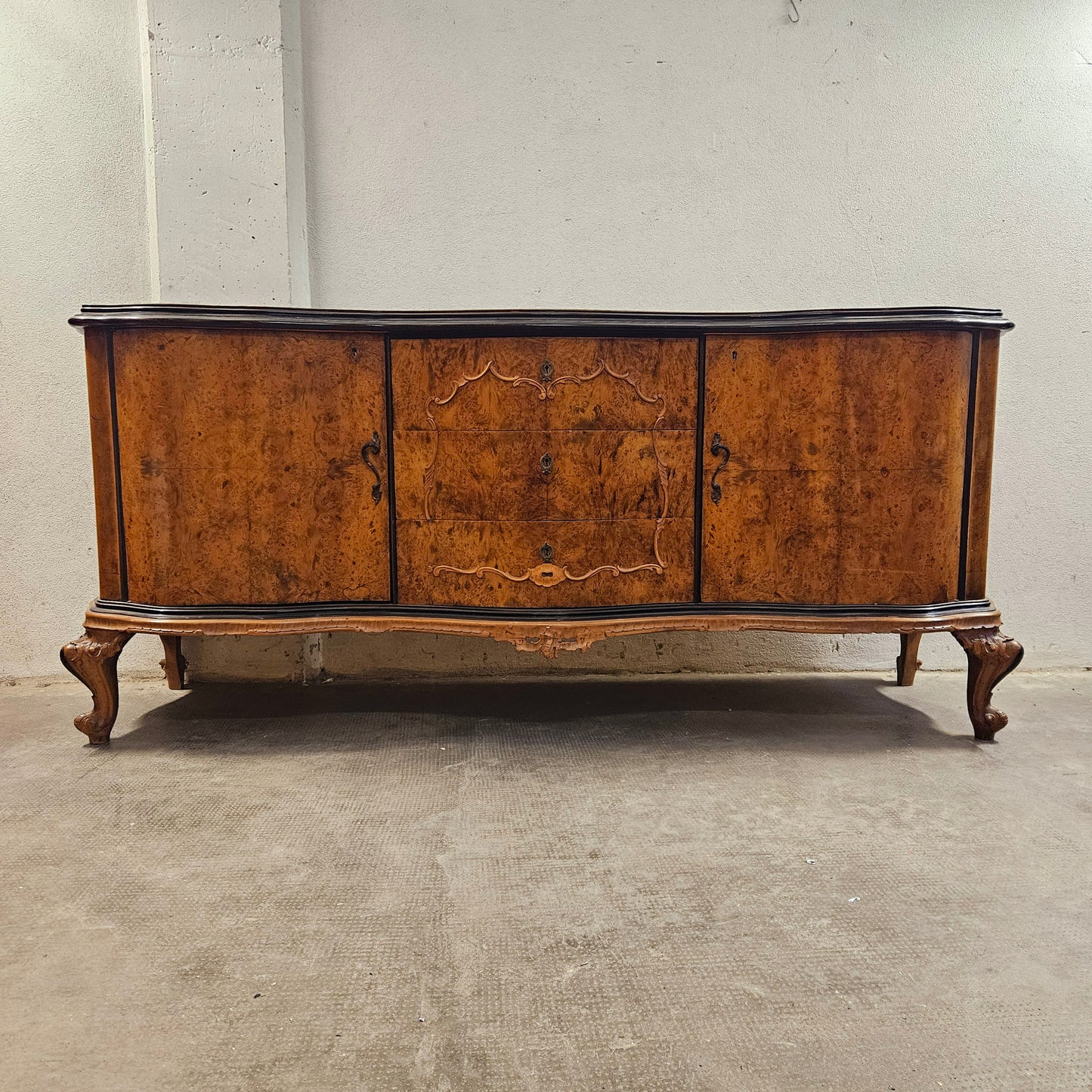 Credenza vintage in radica