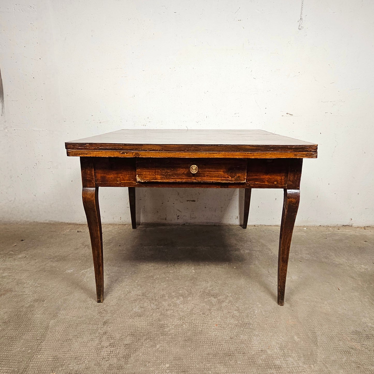 Tavolo antico