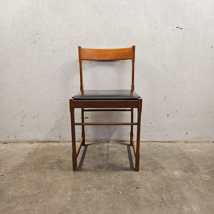 Sedia in legno con seduta imbottita anni '60