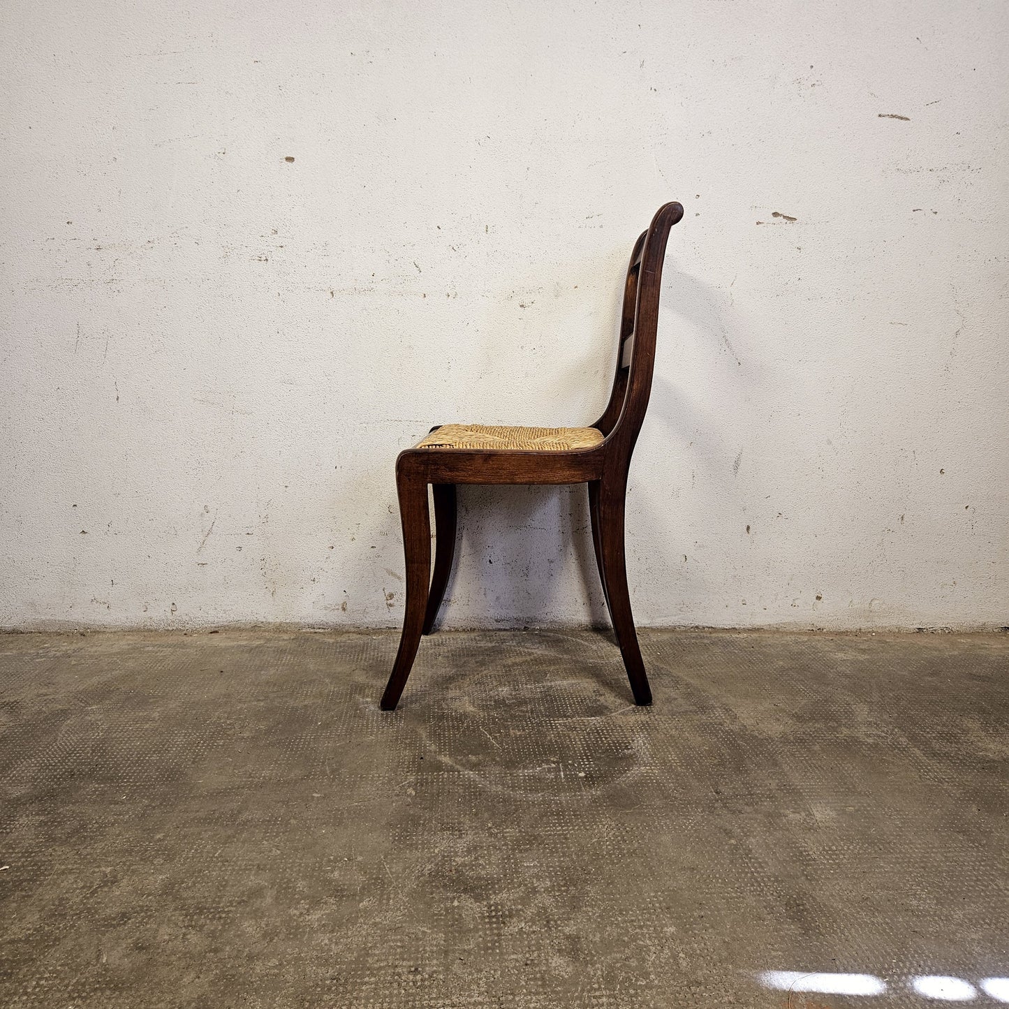 Sedia in stile rustico