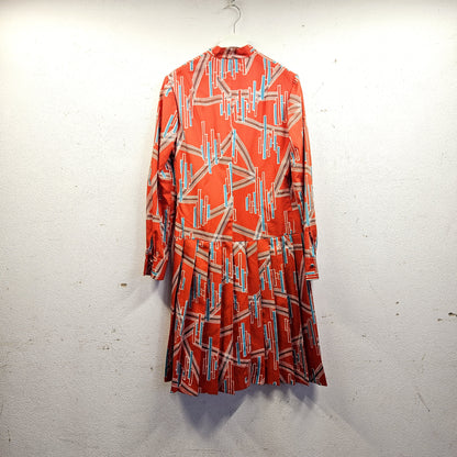 Abito vintage con stampa geometrica (46)