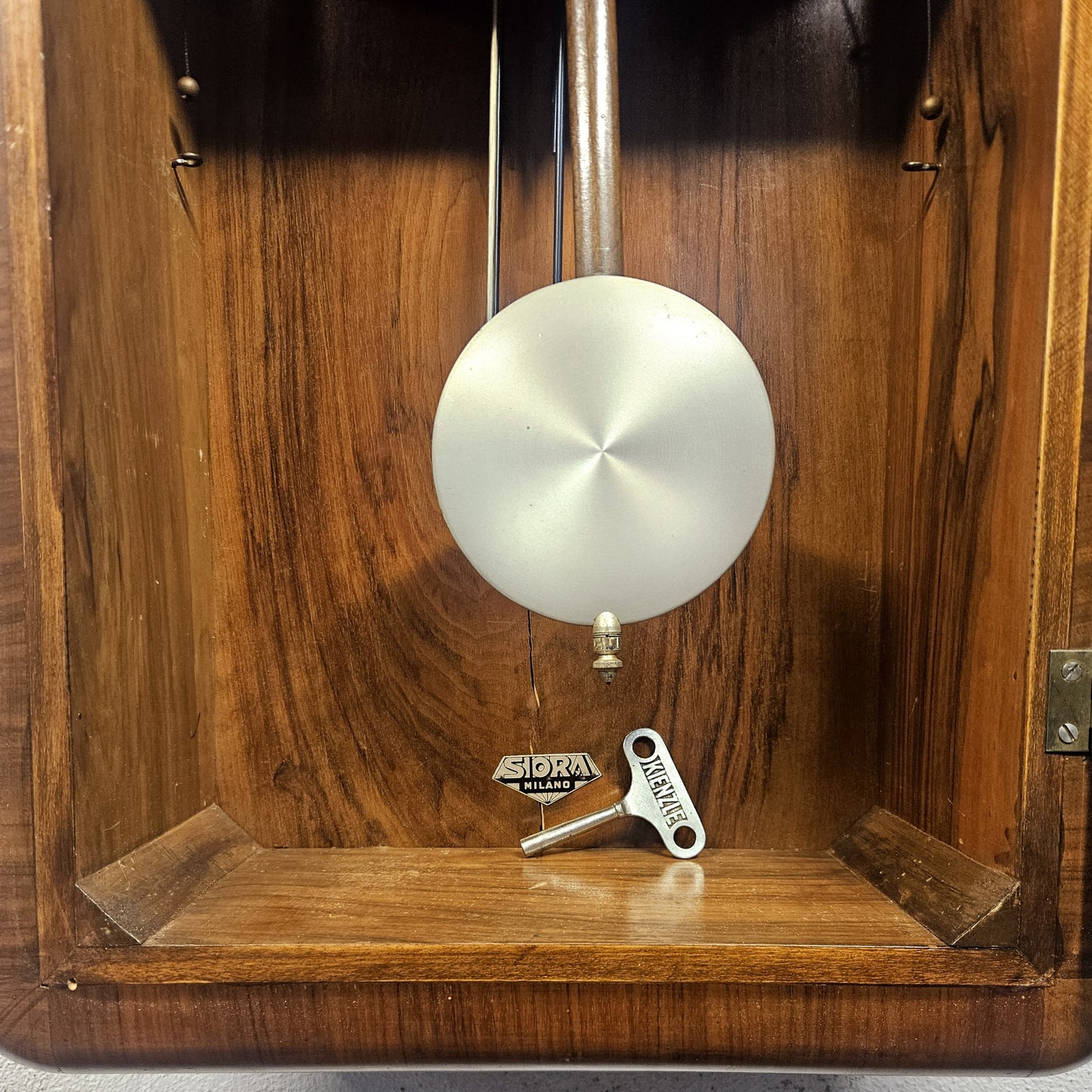 Orologio a pendolo da parete