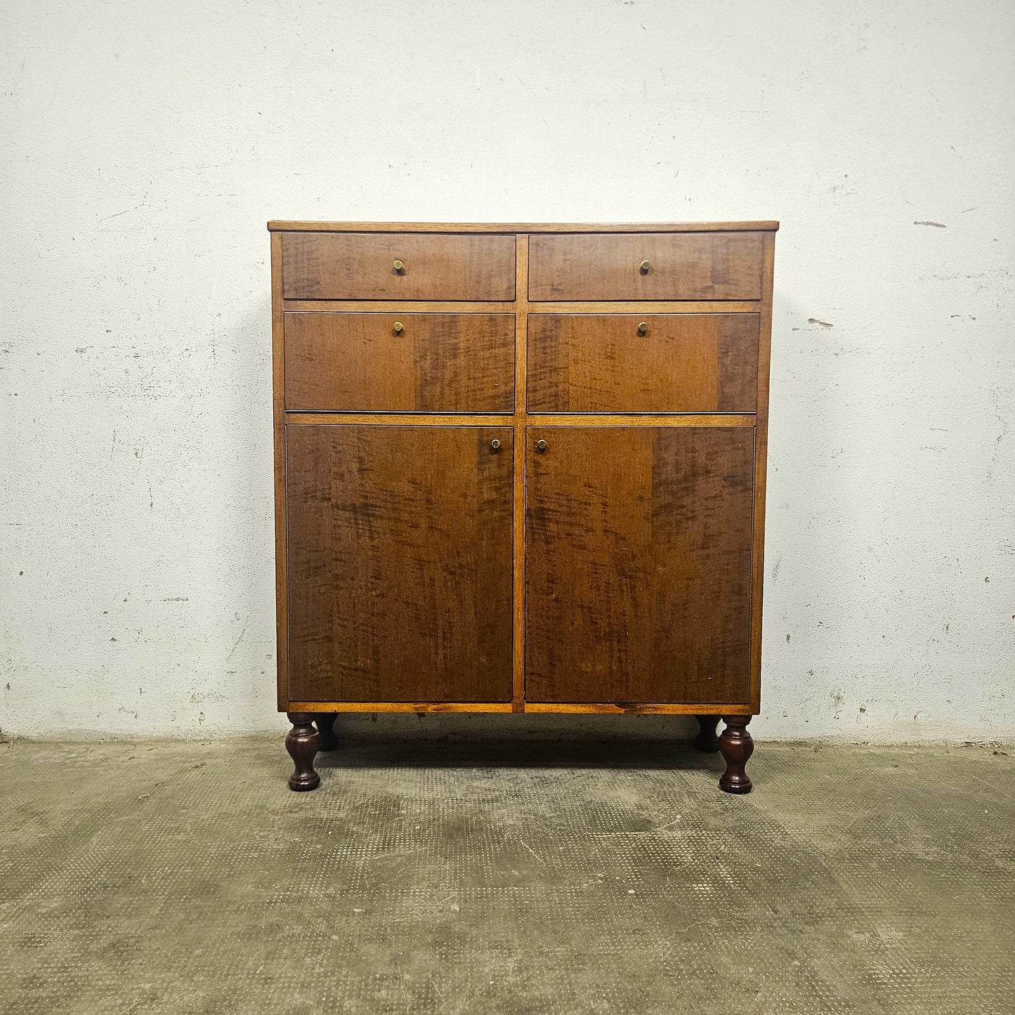Piccola credenza anni '60