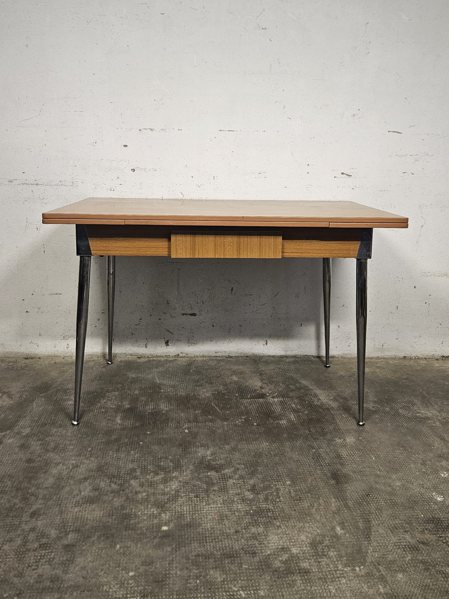 Tavolo da Pranzo con INserti Vintage Anni '60/'70
