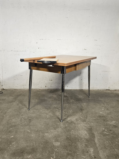 Tavolo da Pranzo con INserti Vintage Anni '60/'70