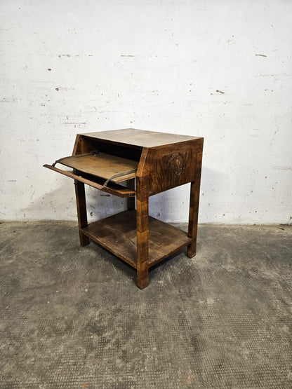 Comodino Vintage in Noce con Ribalta