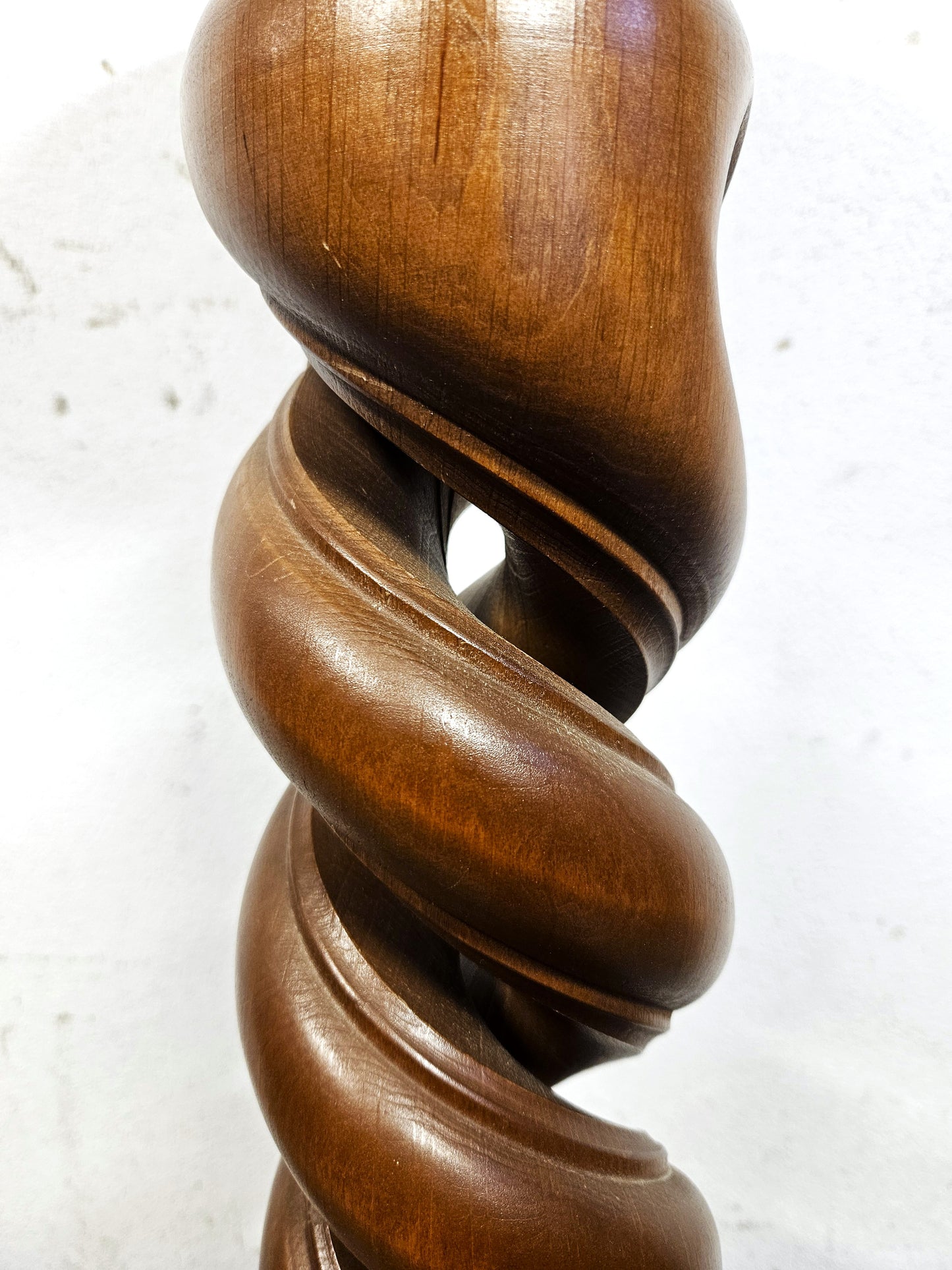 Colonna Portavaso in Legno con Fusto Tortile