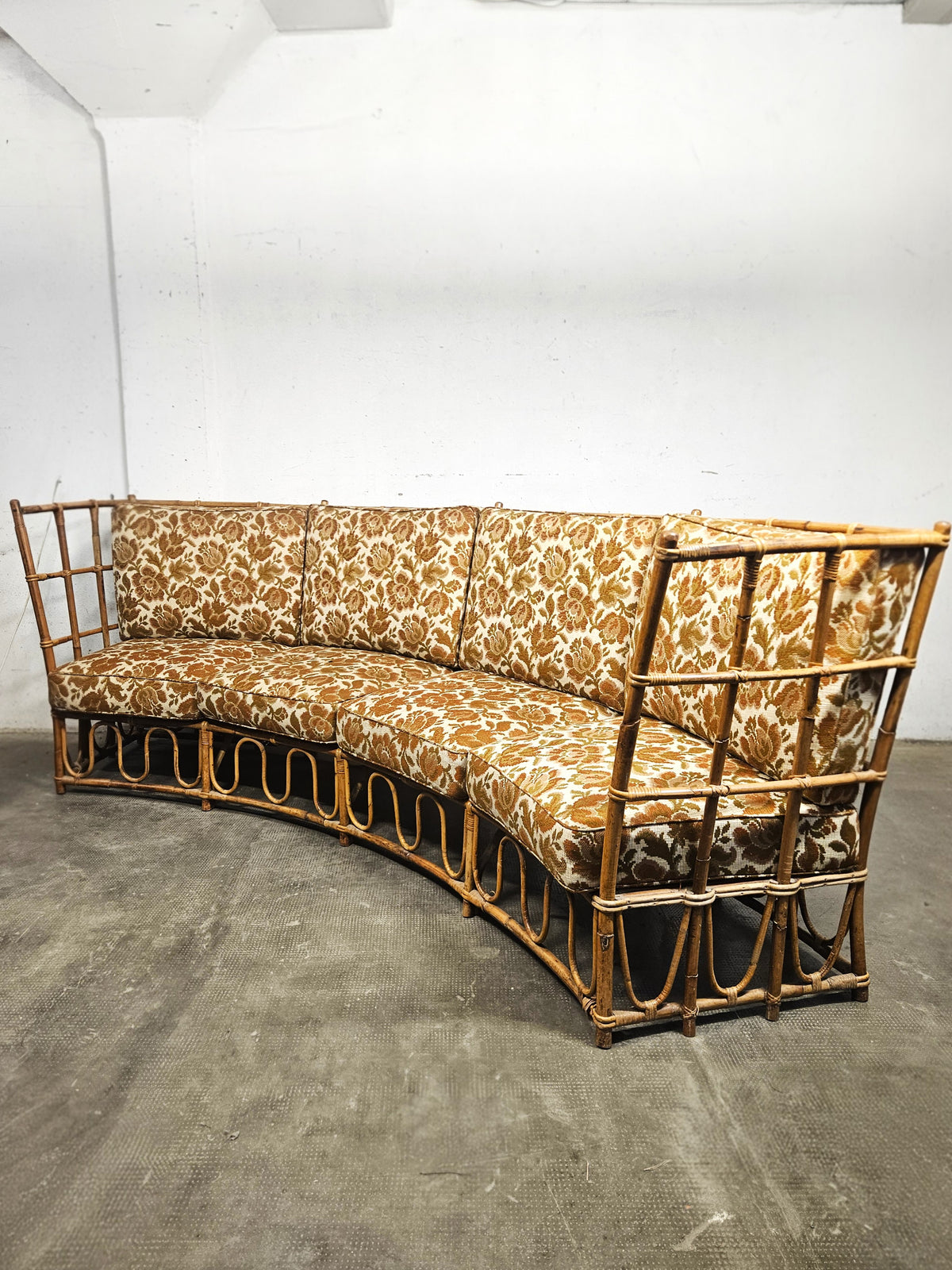 Divano Curvo Vintage Anni '60 in Bambù | Dal Vera